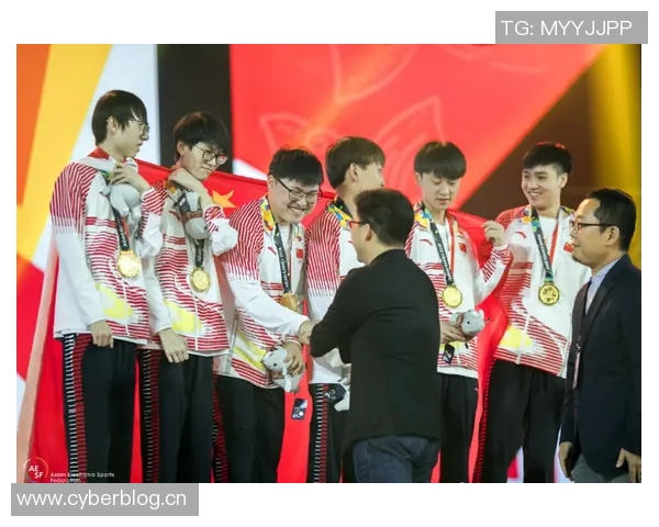 RNG在冠军杯积分榜中以75分稳居首位展现强劲实力 RNG在冠军杯积分榜中以75分稳居首位展现强劲实力